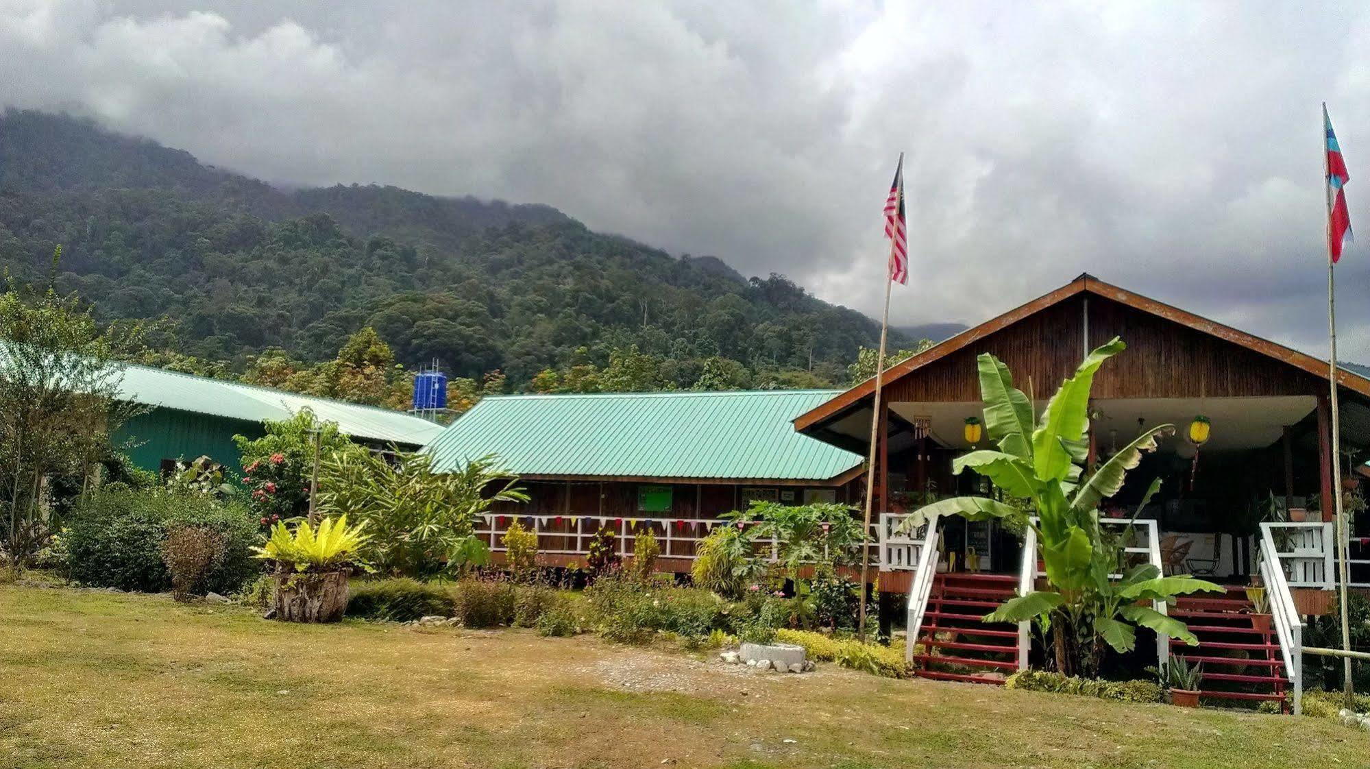 Kinabalu Poring Vacation Lodge Kampung Poring ภายนอก รูปภาพ